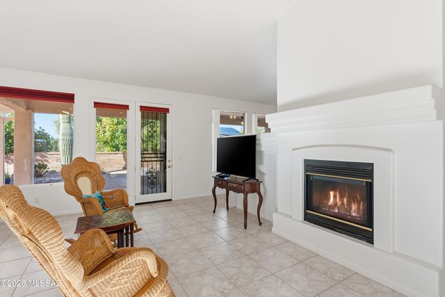 2315 E Bonita Canyon Drive, Green Valley, AZ 85614