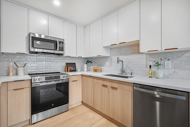 263 Vineyard Dr, San Jose, CA 95119