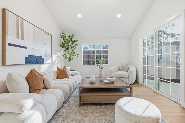 263 Vineyard Dr, San Jose, CA 95119