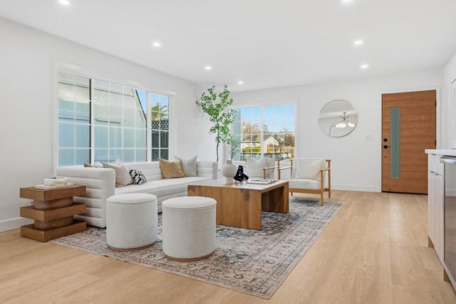 263 Vineyard Dr, San Jose, CA 95119