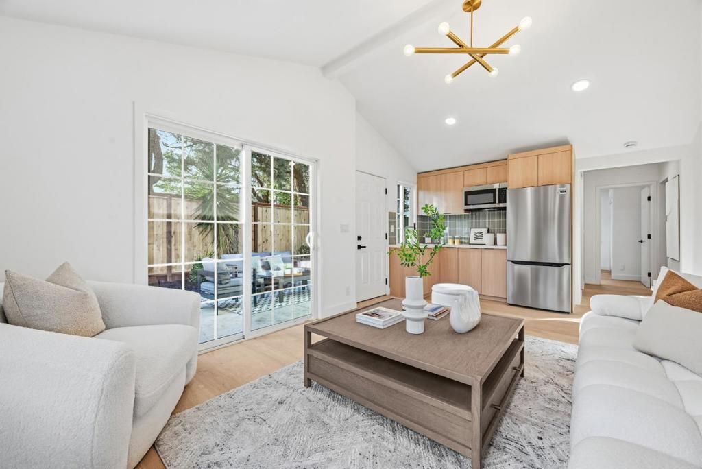 Image 25 of property listing at 263 Vineyard Dr, San Jose, CA 95119