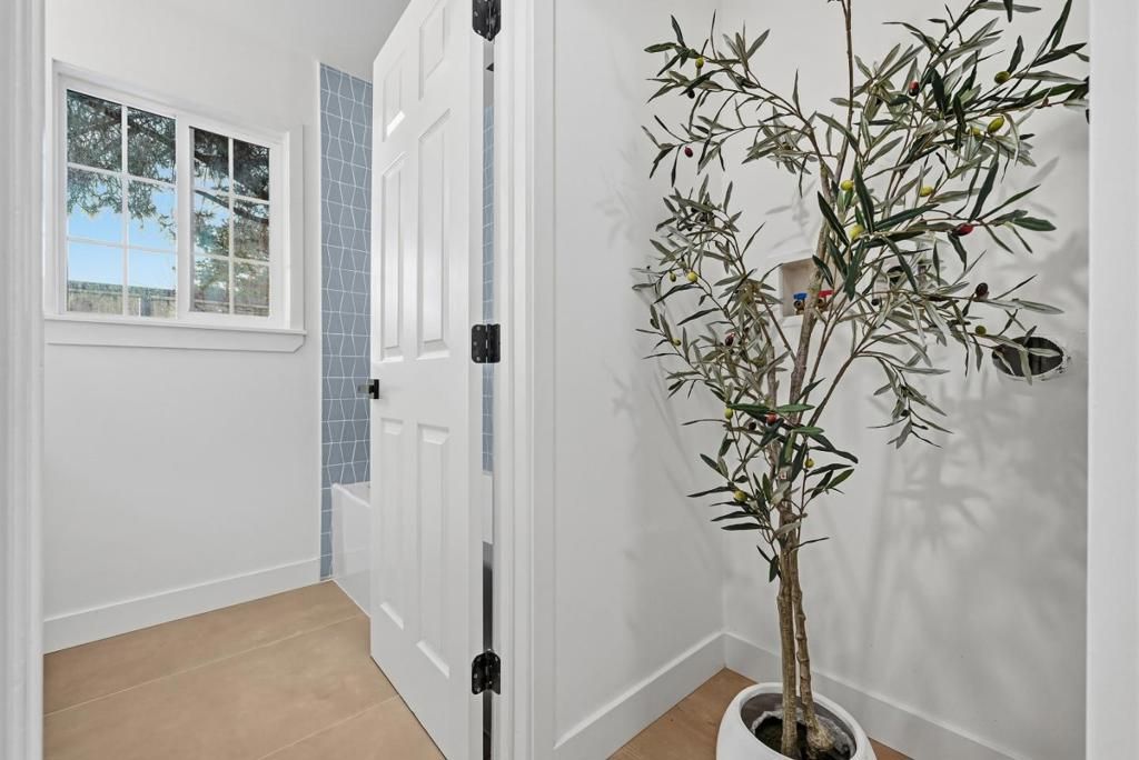 Image 33 of property listing at 263 Vineyard Dr, San Jose, CA 95119