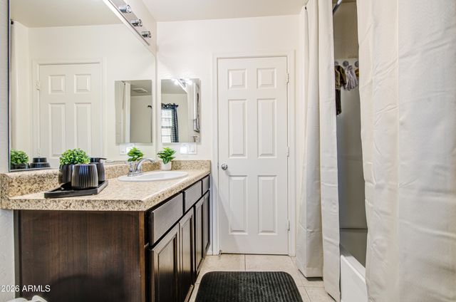12202 W DEL RIO Lane, Avondale, AZ 85323