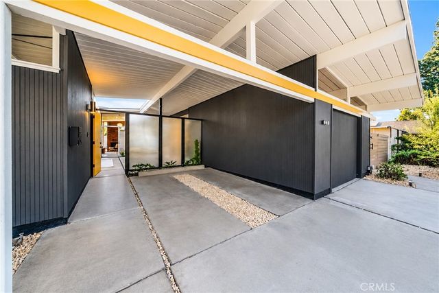 842 E Glendale, Orange, CA 92865