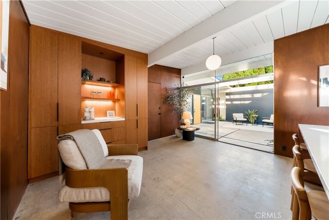 842 E Glendale, Orange, CA 92865