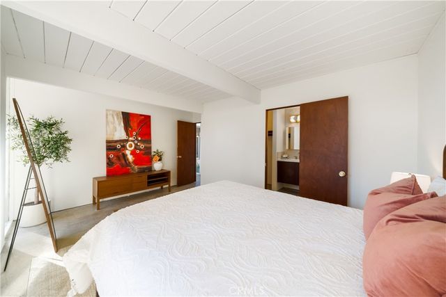 842 E Glendale, Orange, CA 92865