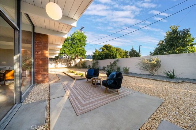 842 E Glendale, Orange, CA 92865