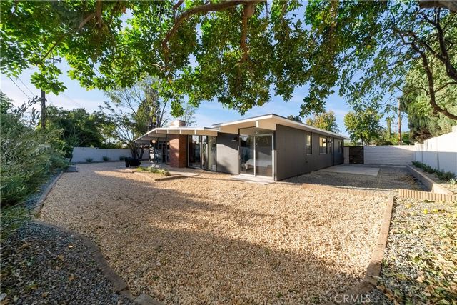 842 E Glendale, Orange, CA 92865