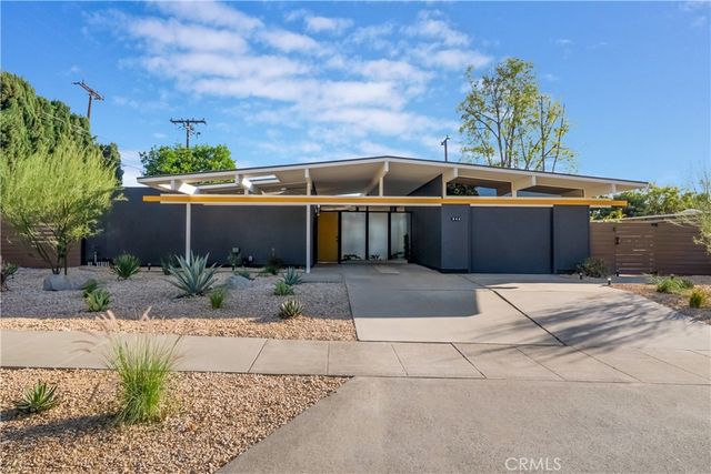 842 E Glendale, Orange, CA 92865