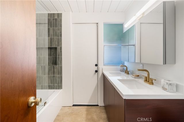 842 E Glendale, Orange, CA 92865