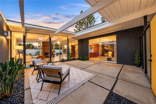 842 E Glendale, Orange, CA 92865