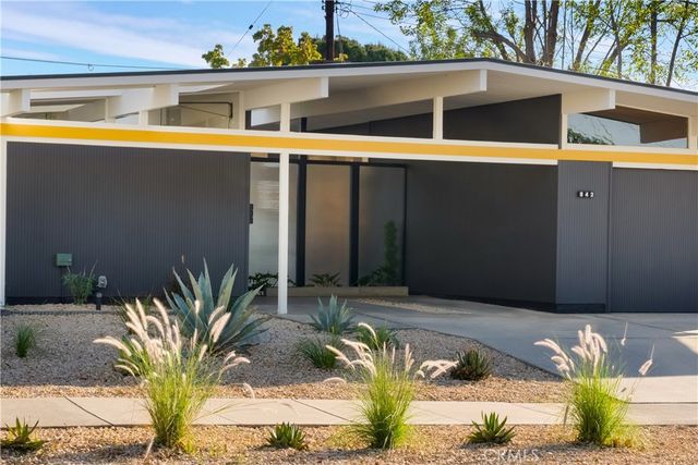 842 E Glendale, Orange, CA 92865