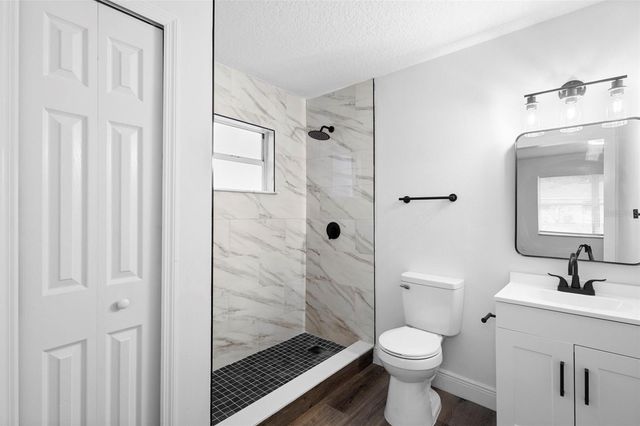 860 S GROVE STREET, Eustis, FL 32726