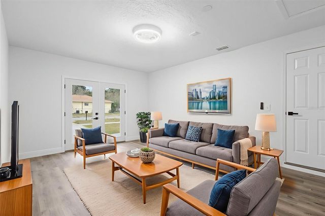 860 S GROVE STREET, Eustis, FL 32726