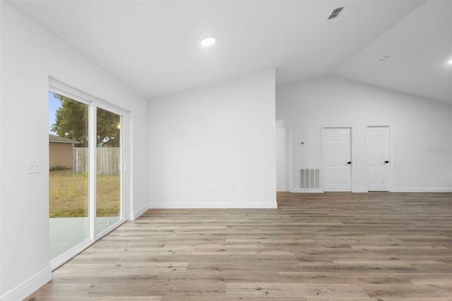 860 S GROVE STREET, Eustis, FL 32726