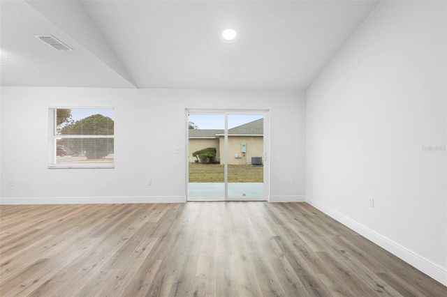 860 S GROVE STREET, Eustis, FL 32726