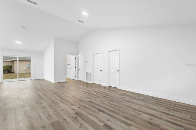 860 S GROVE STREET, Eustis, FL 32726