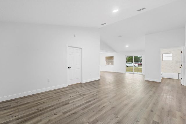 860 S GROVE STREET, Eustis, FL 32726