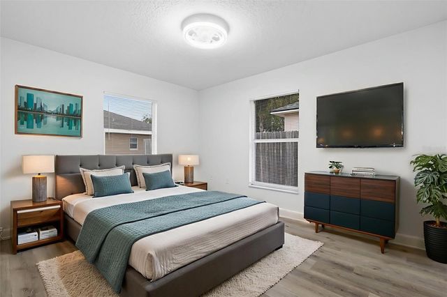 860 S GROVE STREET, Eustis, FL 32726