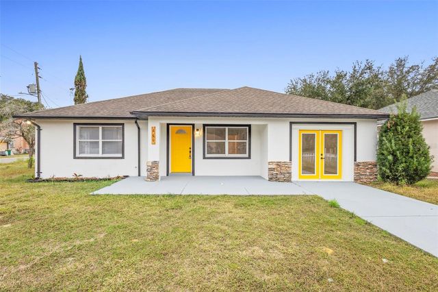 860 S GROVE STREET, Eustis, FL 32726