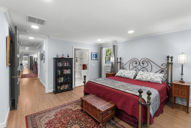 1001 Chapel Ct, Franklin, TN 37069