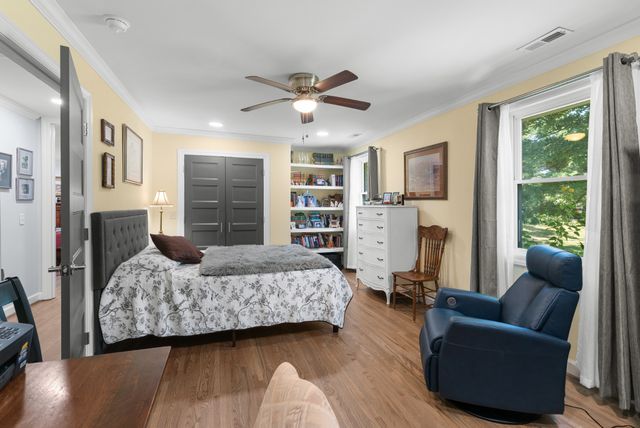 1001 Chapel Ct, Franklin, TN 37069