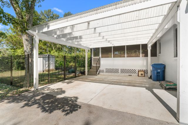 1001 Chapel Ct, Franklin, TN 37069