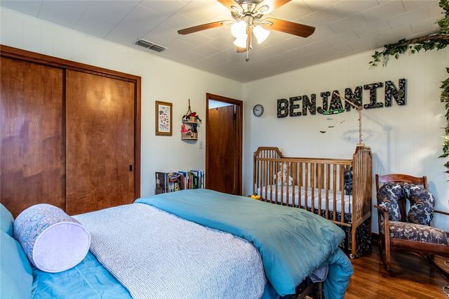 1711 N Washington St, Beeville, TX 78102