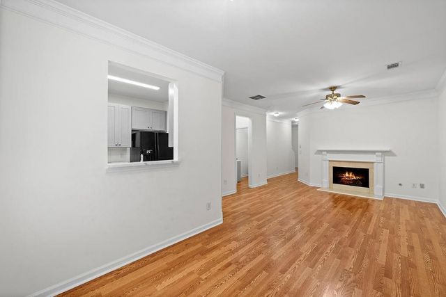 941 Abbey Park Way, Lawrenceville, GA 30044