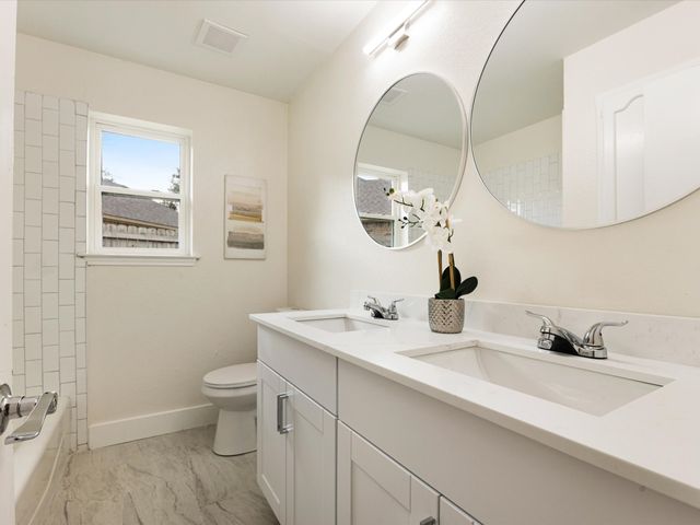 8955 Tamiami Court, North Richland Hills, TX 76182