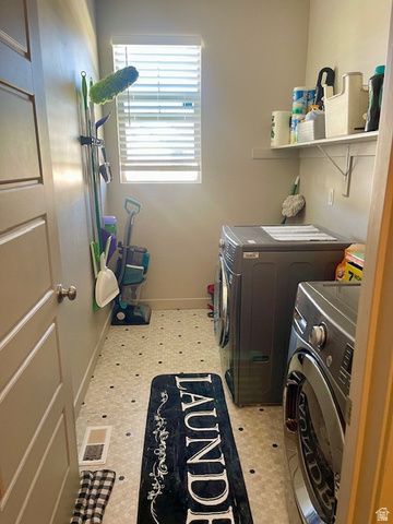 8009 S HAYDEN PARK ST, West Jordan, UT 84081