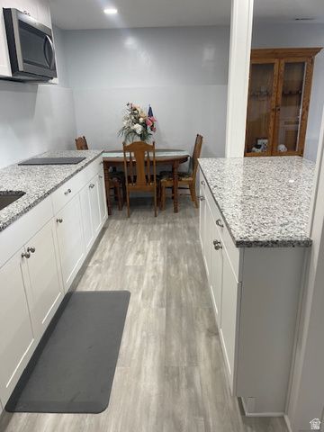 8009 S HAYDEN PARK ST, West Jordan, UT 84081