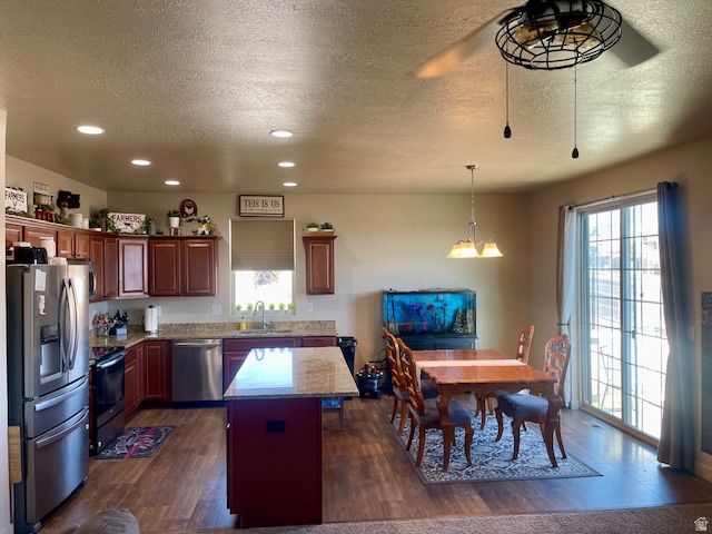 8009 S HAYDEN PARK ST, West Jordan, UT 84081