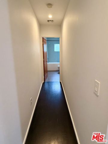 4248 Lexington Avenue, Los Angeles, CA 90029