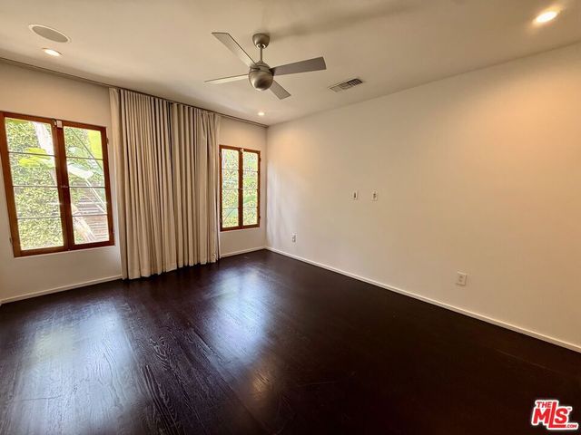 4248 Lexington Avenue, Los Angeles, CA 90029