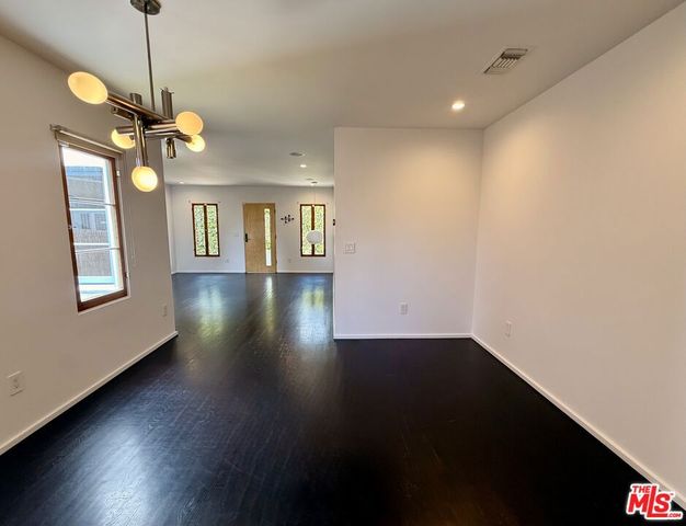 4248 Lexington Avenue, Los Angeles, CA 90029