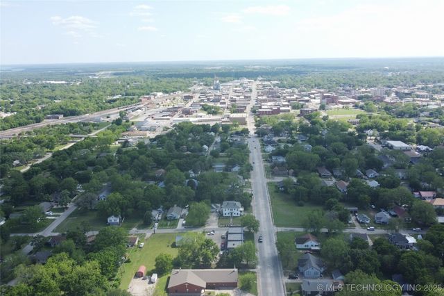 722 N Washington Street, Ardmore, OK 73401