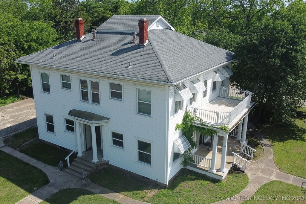 722 N Washington Street, Ardmore, OK 73401