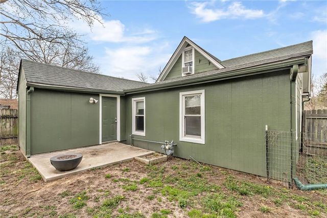 439 Ford Street, Liberty, MO 64068