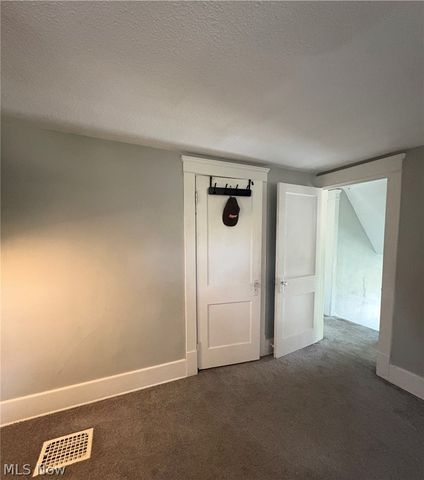 324 Sayers Avenue, Niles, OH 44446
