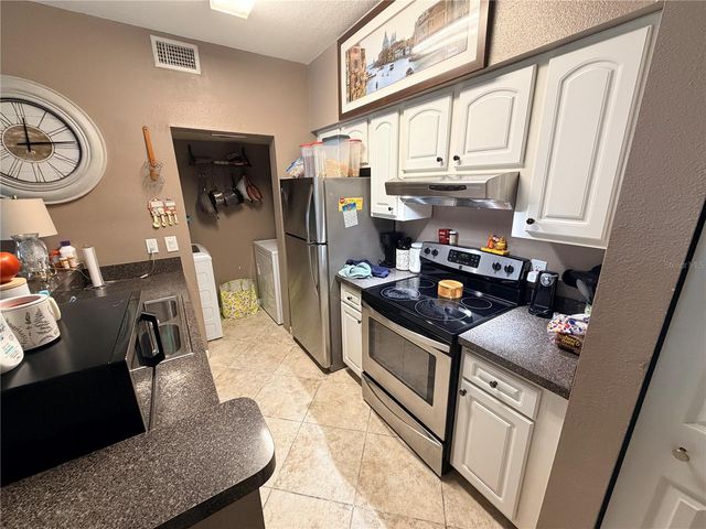 10764 70TH AVENUE 2103, Seminole, FL 33772