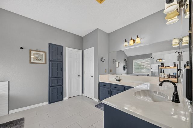 8413 Linda Vista Court, Rowlett, TX 75088