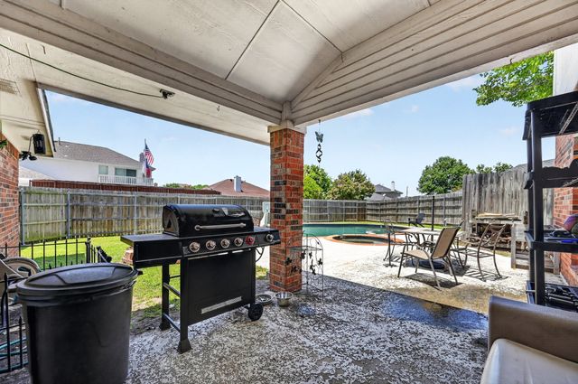 8413 Linda Vista Court, Rowlett, TX 75088