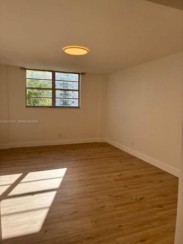 19390 Collins Ave 520, Sunny Isles Beach, FL 33160