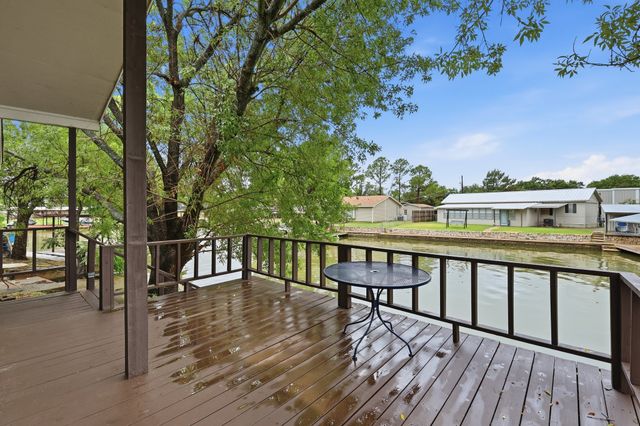 4417 Wildwood Circle, Granbury, TX 76049