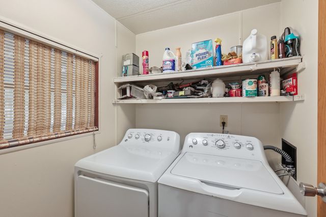 4417 Wildwood Circle, Granbury, TX 76049