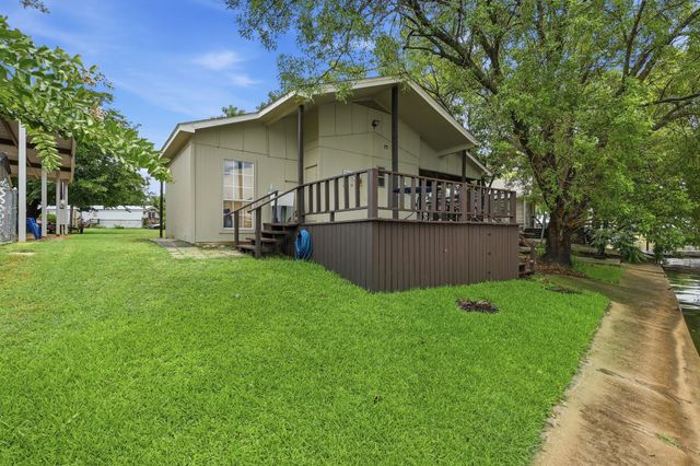 4417 Wildwood Circle, Granbury, TX 76049