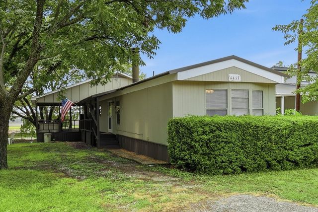 4417 Wildwood Circle, Granbury, TX 76049