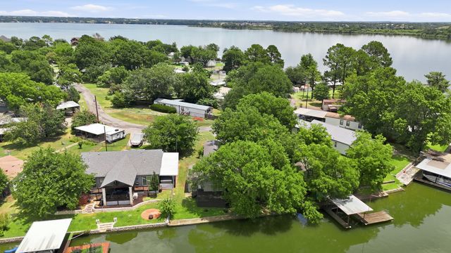 4417 Wildwood Circle, Granbury, TX 76049