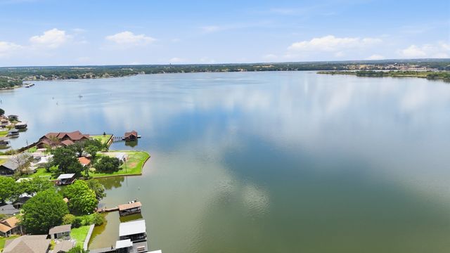 4417 Wildwood Circle, Granbury, TX 76049